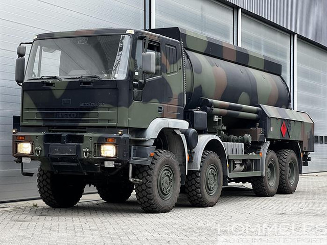 Iveco 340E42 8x8 - Tsisternauto: pilt 1 Iveco 340E42 8x8 - Tsisternauto: pilt 1