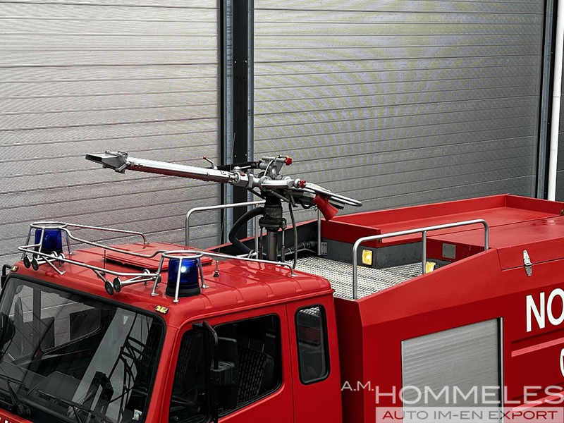 Mercedes-Benz 1831 AK 4x4 - Tuletõrjeauto: pilt 4 Mercedes-Benz 1831 AK 4x4 - Tuletõrjeauto: pilt 4