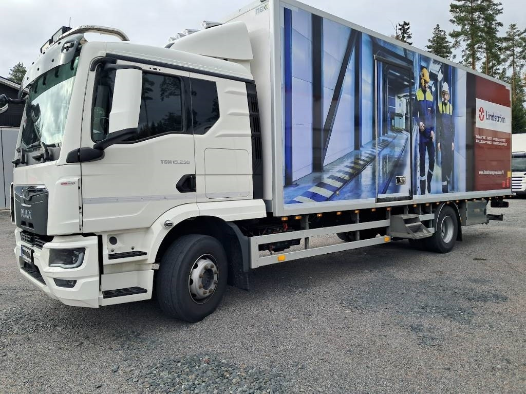 MAN TGM 15.250 - Kasti veoauto: pilt 2 MAN TGM 15.250 - Kasti veoauto: pilt 2