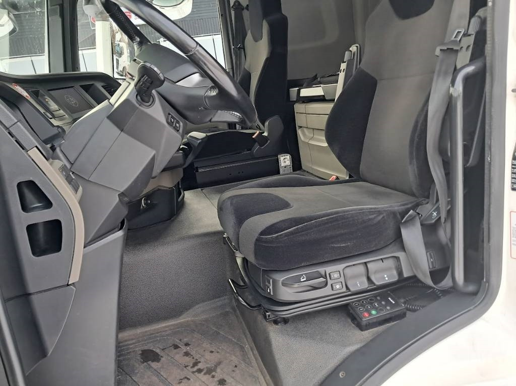 MAN TGM 15.250 - Kasti veoauto: pilt 4 MAN TGM 15.250 - Kasti veoauto: pilt 4