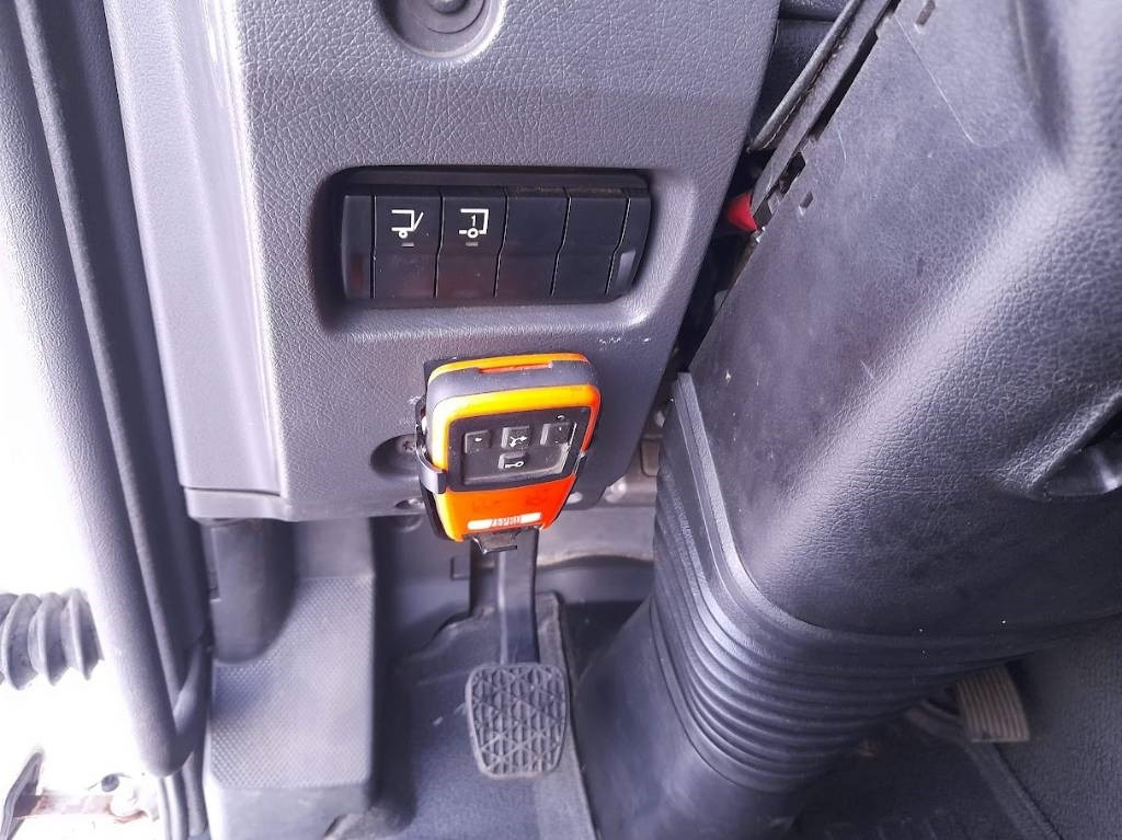 Mercedes-Benz Atego 918  - Külmutiga veoauto: pilt 5 Mercedes-Benz Atego 918  - Külmutiga veoauto: pilt 5