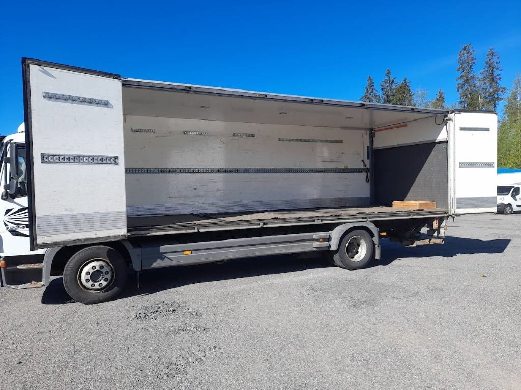 Mercedes-Benz Atego - Kasti veoauto: pilt 1 Mercedes-Benz Atego - Kasti veoauto: pilt 1
