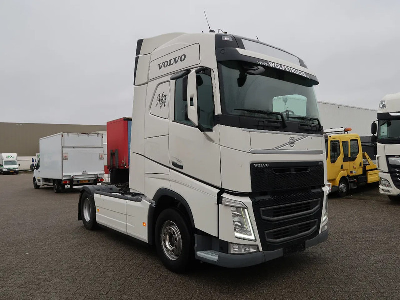Volvo FH 460 4x2, Globe, LA chass, 2 tanks, ACC, TOP! - Sadulveok: pilt 4 Volvo FH 460 4x2, Globe, LA chass, 2 tanks, ACC, TOP! - Sadulveok: pilt 4