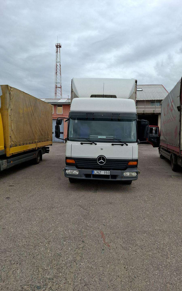 Mercedes-Benz 818 L - Tent veoauto: pilt 3 Mercedes-Benz 818 L - Tent veoauto: pilt 3