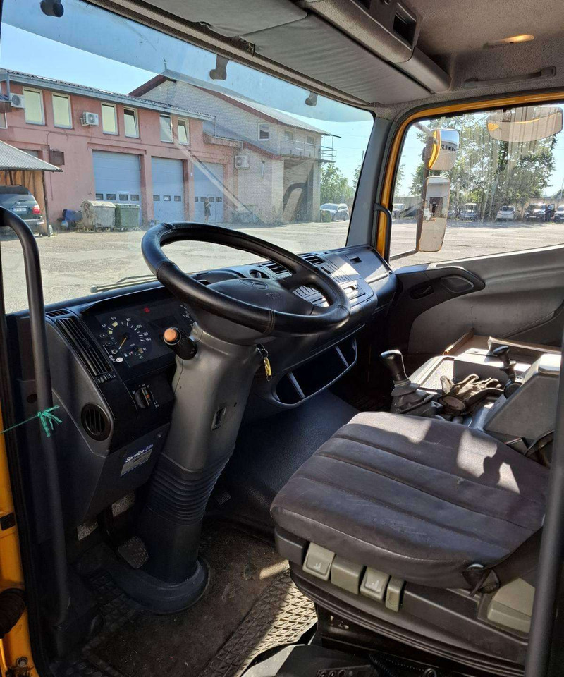 Mercedes-Benz Atego - Tent veoauto: pilt 5 Mercedes-Benz Atego - Tent veoauto: pilt 5