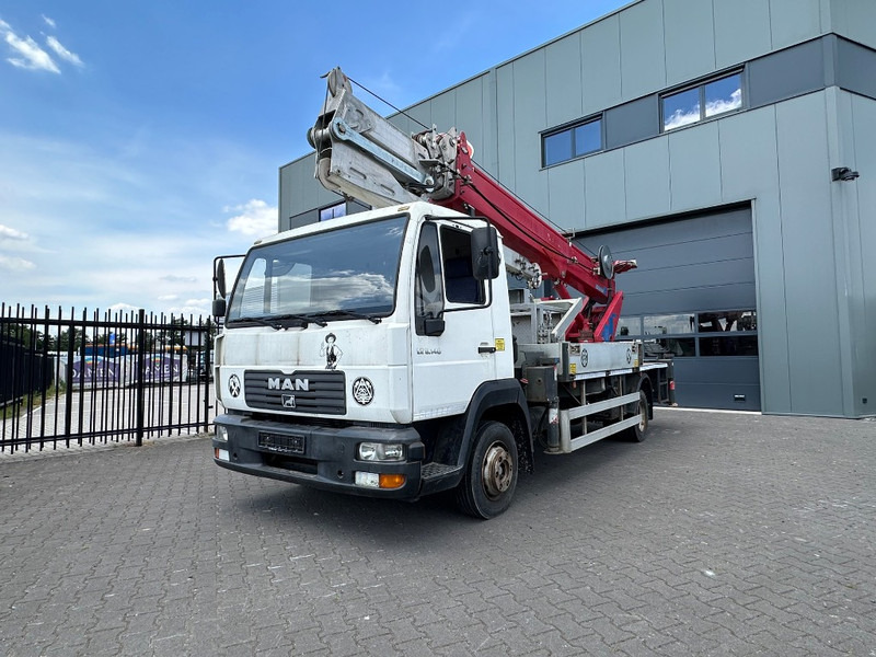 Böcker AK 32/1200 Truck Crane with basket!! - Maastikukraana: pilt 1 Böcker AK 32/1200 Truck Crane with basket!! - Maastikukraana: pilt 1