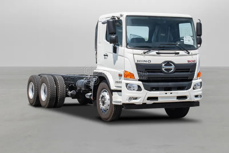 Hino 500 FM 4x2 Chassis - Kabiinišassiiga veoauto: pilt 1 Hino 500 FM 4x2 Chassis - Kabiinišassiiga veoauto: pilt 1