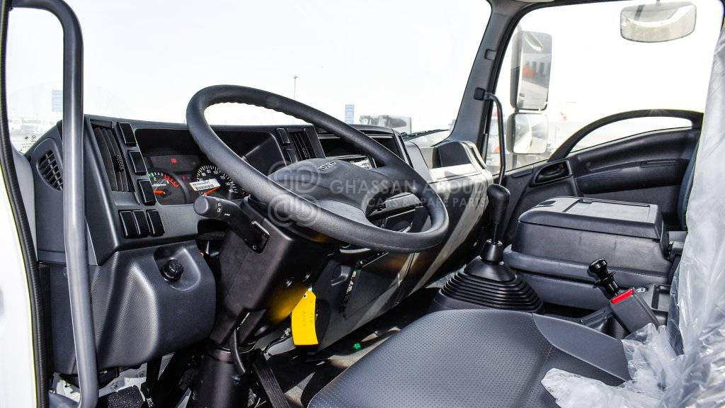 Interior photo 1: Kabiinišassiiga veoauto ISUZU FVR 34 (13 TON) CHASSIS A/C MY24