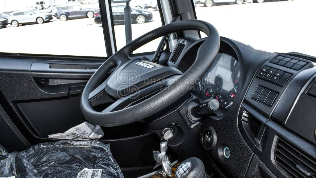 Interior photo 3: Kabiinišassiiga veoauto IVECO EUROCARGO ML180 Chassis 4×2, 19 Ton Approx. MY25