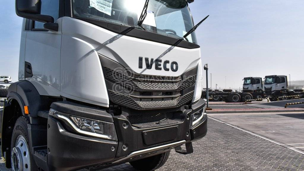 IVECO T-WAY Chassis 6×4 AD380T47H WHEELBASE 4500 MY24 - Kabiinišassiiga veoauto: pilt 2 IVECO T-WAY Chassis 6×4 AD380T47H WHEELBASE 4500 MY24 - Kabiinišassiiga veoauto: pilt 2