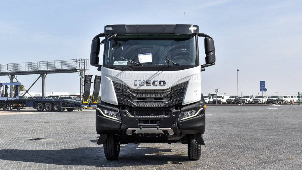 IVECO T-WAY Chassis 6×4 AT380T47H WHEELBASE 4500 MY24 - Kabiinišassiiga veoauto: pilt 2 IVECO T-WAY Chassis 6×4 AT380T47H WHEELBASE 4500 MY24 - Kabiinišassiiga veoauto: pilt 2