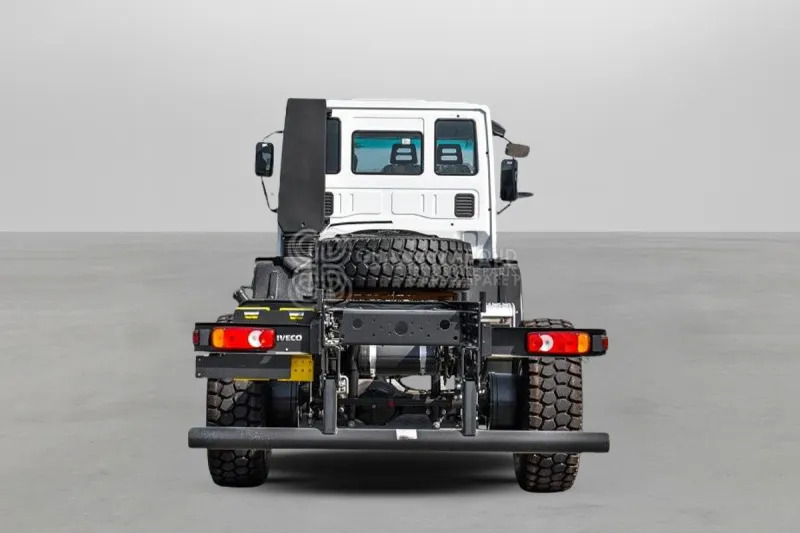 Iveco Euro Cargo ML150 4x4 Chassis - Kabiinišassiiga veoauto: pilt 5 Iveco Euro Cargo ML150 4x4 Chassis - Kabiinišassiiga veoauto: pilt 5