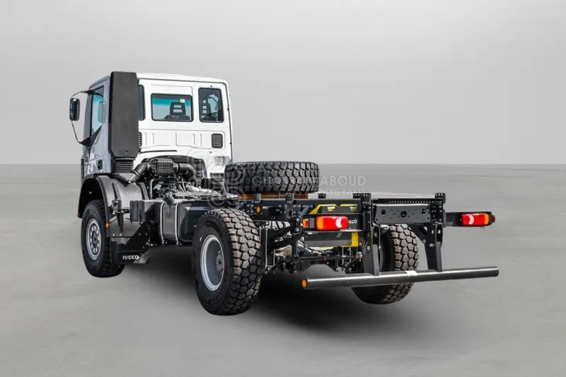 Iveco Euro Cargo ML150 4x4 Chassis - Kabiinišassiiga veoauto: pilt 5 Iveco Euro Cargo ML150 4x4 Chassis - Kabiinišassiiga veoauto: pilt 5
