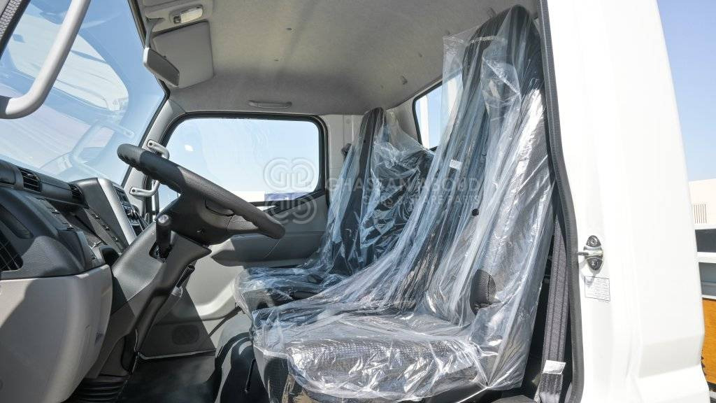 MITSUBISHI CANTER CARGO BODY,170L TANK (4×2) 4.2 TON DIESEL MY24 - Madelveok/ Platvormveok: pilt 4 MITSUBISHI CANTER CARGO BODY,170L TANK (4×2) 4.2 TON DIESEL MY24 - Madelveok/ Platvormveok: pilt 4