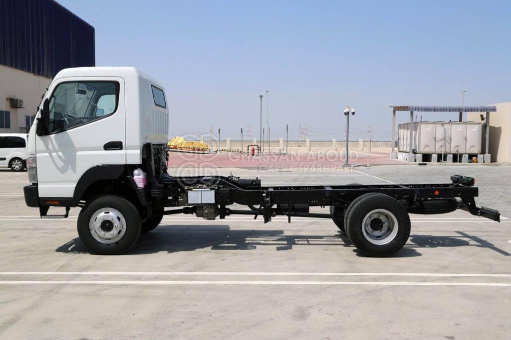 MITSUBISHI CANTER CHASSIS 3TON SC 100L TANK (4X4) DIESEL, MY24 - Kabiinišassiiga veoauto: pilt 3 MITSUBISHI CANTER CHASSIS 3TON SC 100L TANK (4X4) DIESEL, MY24 - Kabiinišassiiga veoauto: pilt 3
