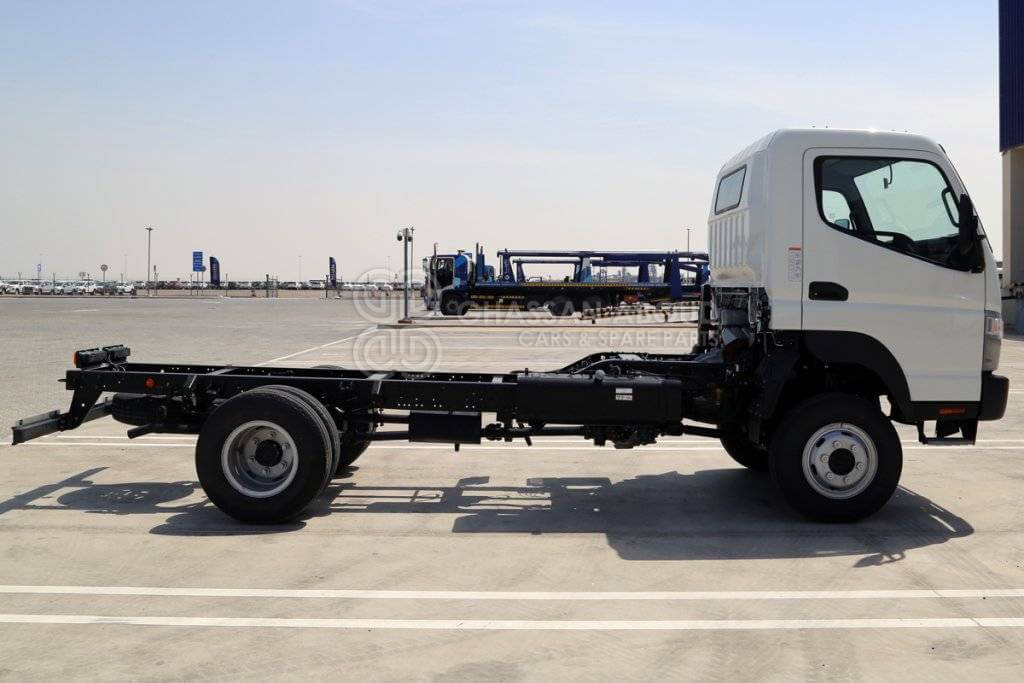 MITSUBISHI CANTER CHASSIS 3TON SC 100L TANK (4X4) DIESEL, MY24 - Kabiinišassiiga veoauto: pilt 5 MITSUBISHI CANTER CHASSIS 3TON SC 100L TANK (4X4) DIESEL, MY24 - Kabiinišassiiga veoauto: pilt 5