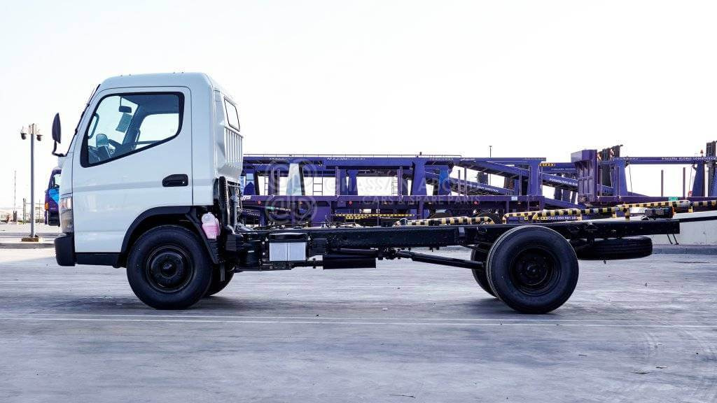 MITSUBISHI CANTER CHASSIS PAYLOAD 5 TON APPROX SINGLE CAB WITH A/C 4X2 LIGHT DUTY MY2024 - Kabiinišassiiga veoauto: pilt 4 MITSUBISHI CANTER CHASSIS PAYLOAD 5 TON APPROX SINGLE CAB WITH A/C 4X2 LIGHT DUTY MY2024 - Kabiinišassiiga veoauto: pilt 4