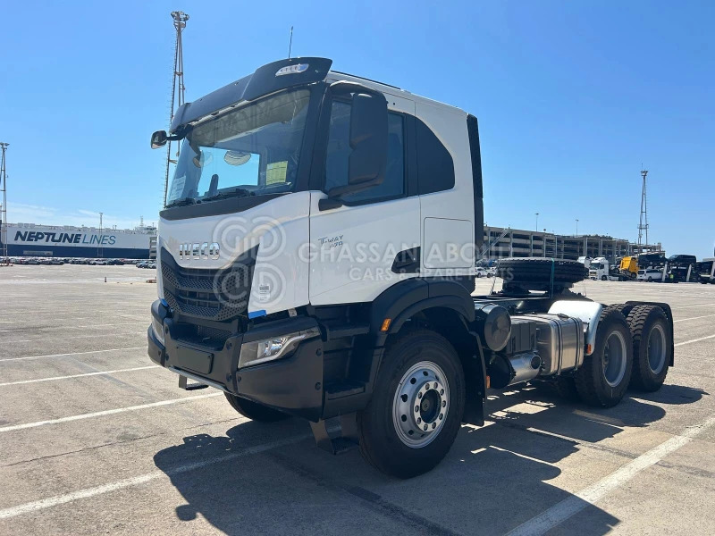 Iveco T-WAY AT720T47TH 6×4 R24 Tyres Tractor Head -Barcelona Stock - Sadulveok: pilt 2 Iveco T-WAY AT720T47TH 6×4 R24 Tyres Tractor Head -Barcelona Stock - Sadulveok: pilt 2