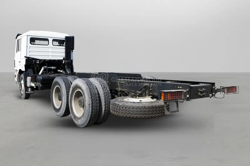Shacman 6x4 F3000 Chassis - Kabiinišassiiga veoauto: pilt 5 Shacman 6x4 F3000 Chassis - Kabiinišassiiga veoauto: pilt 5
