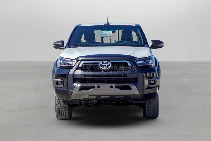 Toyota Hilux 4X4 Double Cabin - Pikap, Meeskonnaauto: pilt 2 Toyota Hilux 4X4 Double Cabin - Pikap, Meeskonnaauto: pilt 2