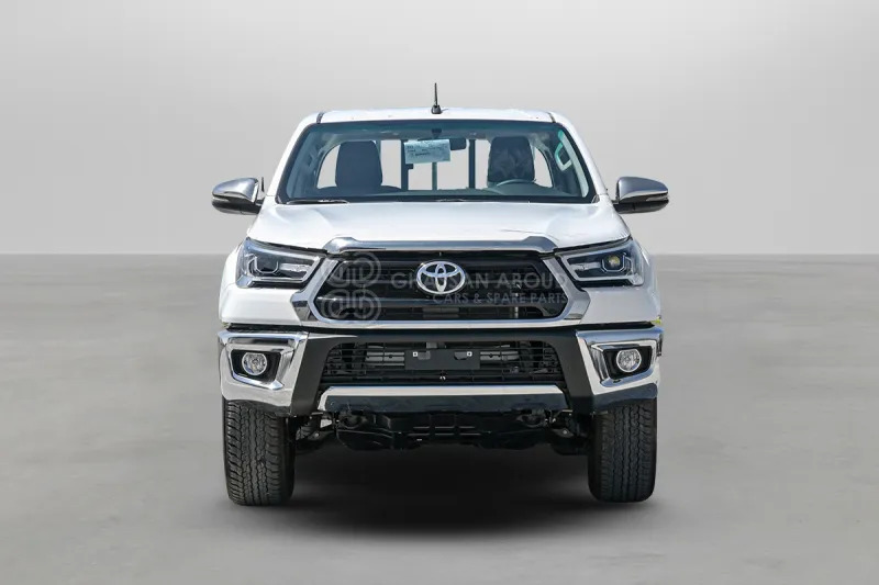 Toyota Hilux 4X4 Double Cabin - Pikap, Meeskonnaauto: pilt 2 Toyota Hilux 4X4 Double Cabin - Pikap, Meeskonnaauto: pilt 2