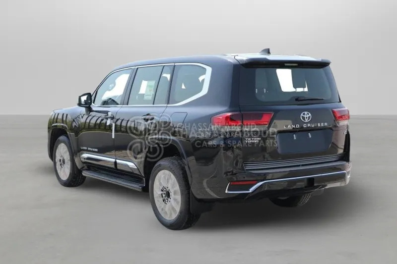 Toyota Land Cruiser 300 4x4 - Maastur: pilt 5 Toyota Land Cruiser 300 4x4 - Maastur: pilt 5