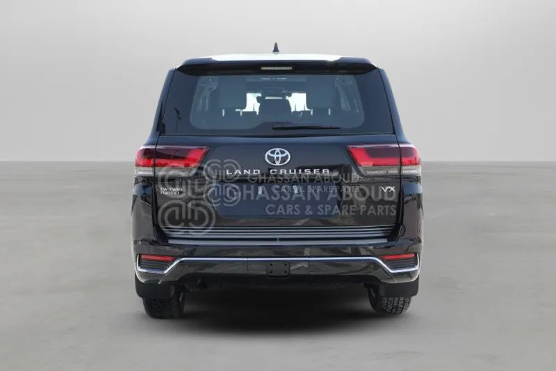 Toyota Land Cruiser 300 4x4 - Maastur: pilt 4 Toyota Land Cruiser 300 4x4 - Maastur: pilt 4