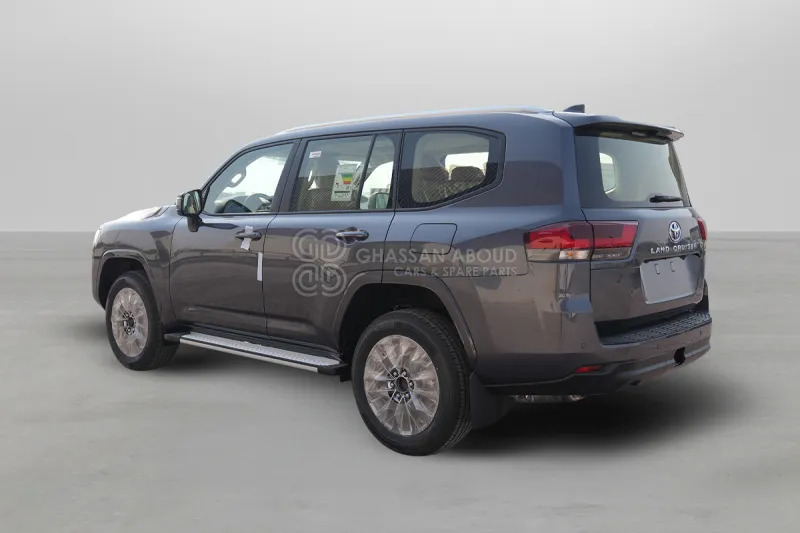 Toyota Land Cruiser 300 4x4 - Maastur: pilt 4 Toyota Land Cruiser 300 4x4 - Maastur: pilt 4