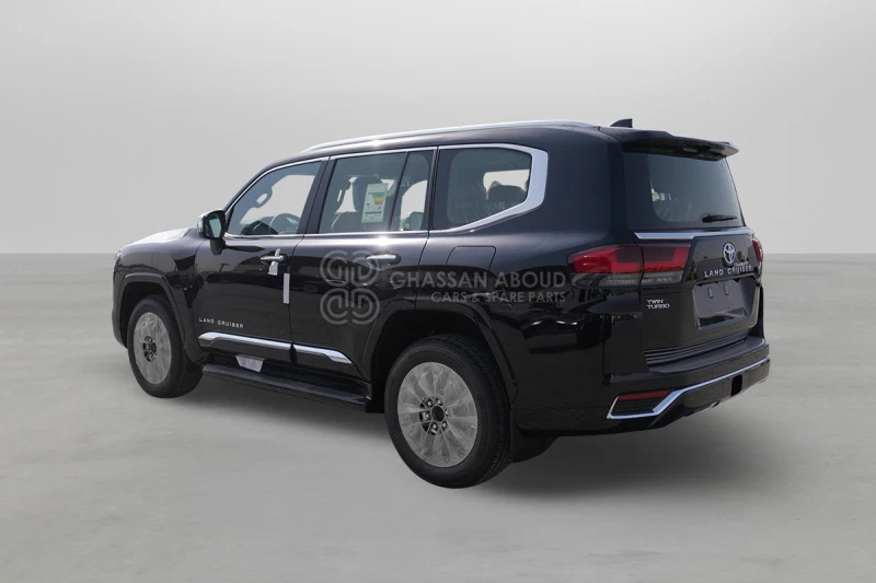 Toyota Land Cruiser 300 4x4 - Maastur: pilt 3 Toyota Land Cruiser 300 4x4 - Maastur: pilt 3
