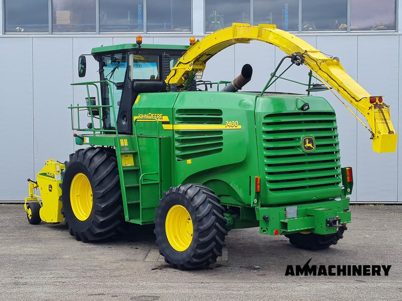 John Deere 7400 forage harvester - Koristusmasin: pilt 2 John Deere 7400 forage harvester - Koristusmasin: pilt 2