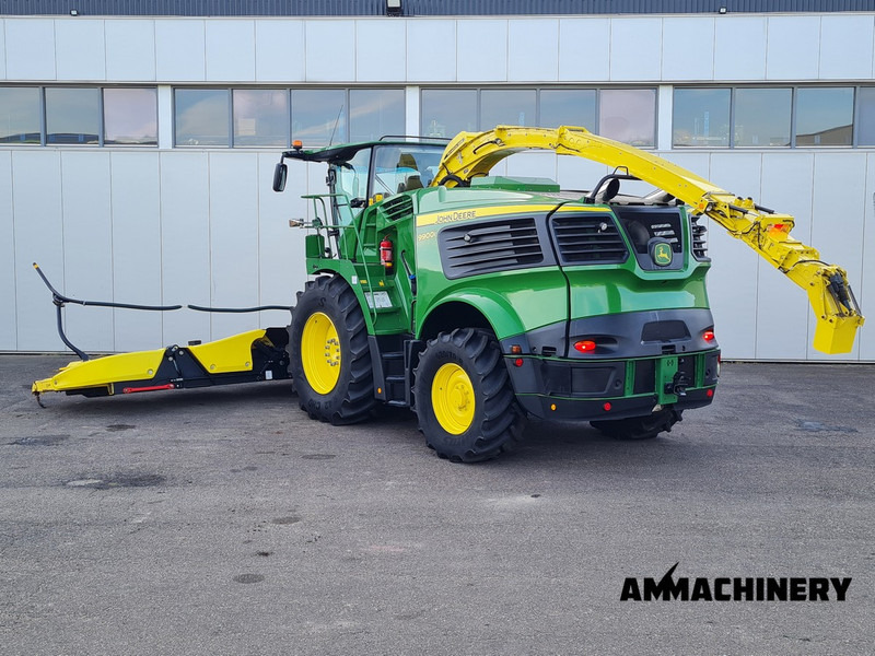 John Deere 9900 forage harvester - Koristusmasin: pilt 4 John Deere 9900 forage harvester - Koristusmasin: pilt 4