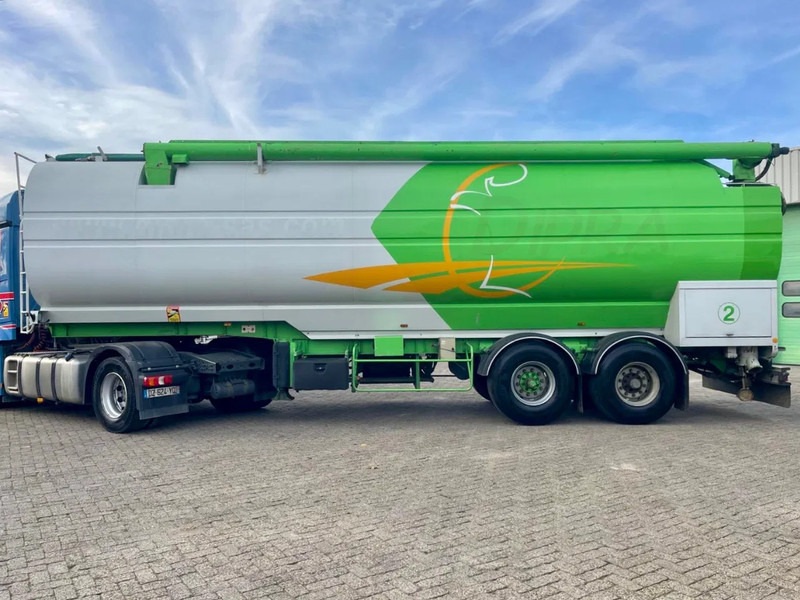 LEVEQUES TSCI, AUGER, HATZ diesel? 7 COMPARTMENTS. Great condition! - Tsistern poolhaagis: pilt 5 LEVEQUES TSCI, AUGER, HATZ diesel? 7 COMPARTMENTS. Great condition! - Tsistern poolhaagis: pilt 5