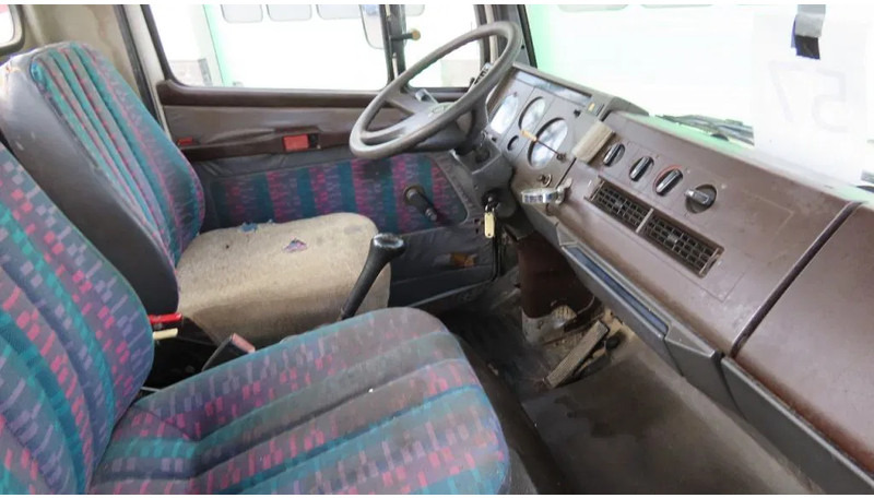 Mercedes-Benz 1514 Manual diesel pomp. Very clean - Veoauto - kaablisüsteem: pilt 2 Mercedes-Benz 1514 Manual diesel pomp. Very clean - Veoauto - kaablisüsteem: pilt 2