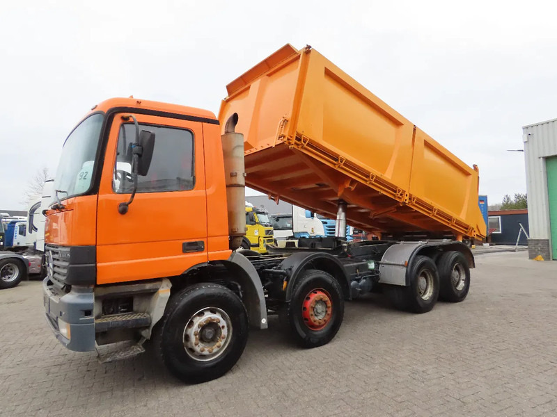 Mercedes-Benz Actros 3240 Manual, steel dumper! Great condition! - Kallurauto: pilt 2 Mercedes-Benz Actros 3240 Manual, steel dumper! Great condition! - Kallurauto: pilt 2