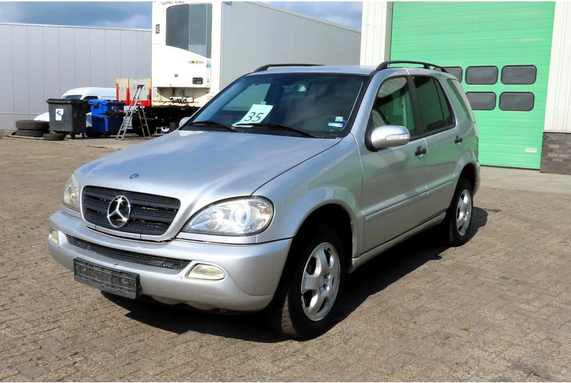 Mercedes-Benz M-Klasse ML ML 270. for export, 5 seats, real leather, Climate - Auto: pilt 2 Mercedes-Benz M-Klasse ML ML 270. for export, 5 seats, real leather, Climate - Auto: pilt 2