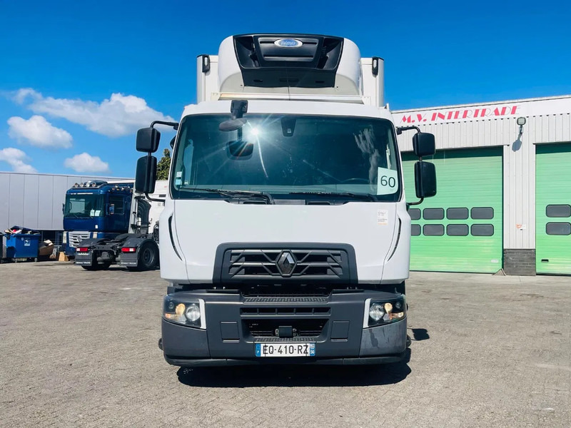 Renault D Retarder 19T , Carrier 1050, Lamberet, sleeper - Külmutiga veoauto: pilt 2 Renault D Retarder 19T , Carrier 1050, Lamberet, sleeper - Külmutiga veoauto: pilt 2