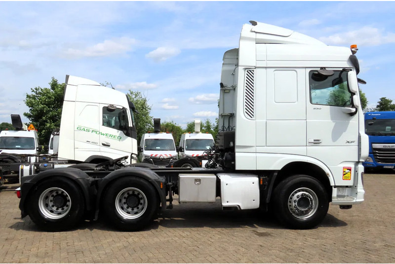 DAF XF 530 6x4 Retarder, Frigo, P-Cool, 2 beds - Sadulveok: pilt 4 DAF XF 530 6x4 Retarder, Frigo, P-Cool, 2 beds - Sadulveok: pilt 4