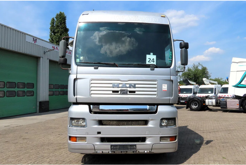 MAN TGA 18.460 Manual diesel pomp! ROYAL TRUCK! - Sadulveok: pilt 3 MAN TGA 18.460 Manual diesel pomp! ROYAL TRUCK! - Sadulveok: pilt 3