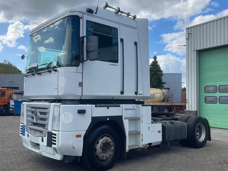 Renault Magnum 480 manual, PTO/ Hydraulic, renault moteur - Sadulveok: pilt 3 Renault Magnum 480 manual, PTO/ Hydraulic, renault moteur - Sadulveok: pilt 3