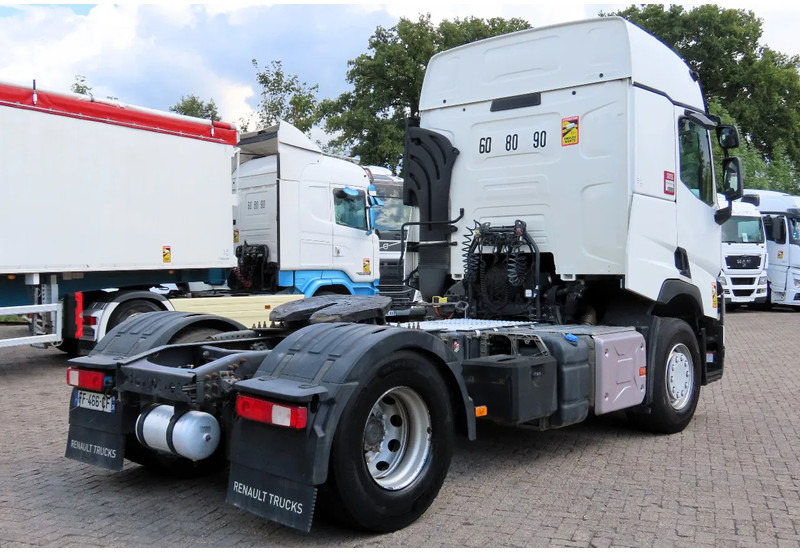 Renault T460 Retarder, PTO, Frigo, 586810 km. Good serviced truck - Sadulveok: pilt 5 Renault T460 Retarder, PTO, Frigo, 586810 km. Good serviced truck - Sadulveok: pilt 5