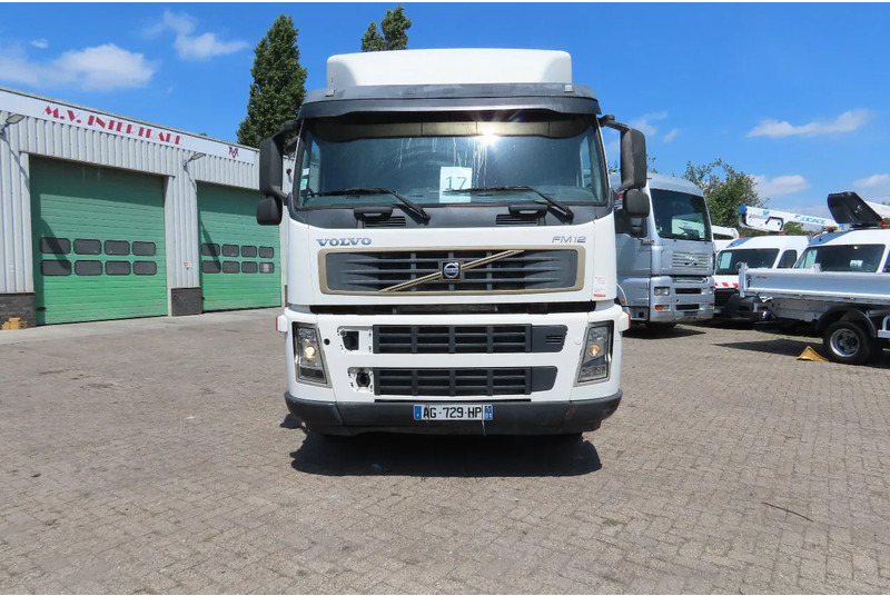 Volvo FM 380 8x4 FULL SPRING. 100% condition! - Kabiinišassiiga veoauto: pilt 2 Volvo FM 380 8x4 FULL SPRING. 100% condition! - Kabiinišassiiga veoauto: pilt 2