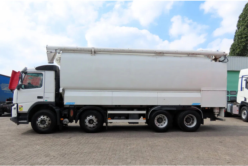 Volvo FMX 450 8x4 AUGER, radio control, 7 COMP. Full Volvo Service! . EXCELLENT condition - Tsisternauto: pilt 5 Volvo FMX 450 8x4 AUGER, radio control, 7 COMP. Full Volvo Service! . EXCELLENT condition - Tsisternauto: pilt 5