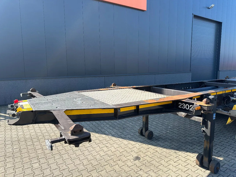 Konteinerveduk/ Tõstukiga poolhaagis Burg 20FT ADR (EX/II, EX/III, FL, AT), empty weight: 3.690kg, SAF INTRADISC, 2x liftaxle, ALCOA, NL-Chassis, APK/ADR: 07-2025: pilt 15