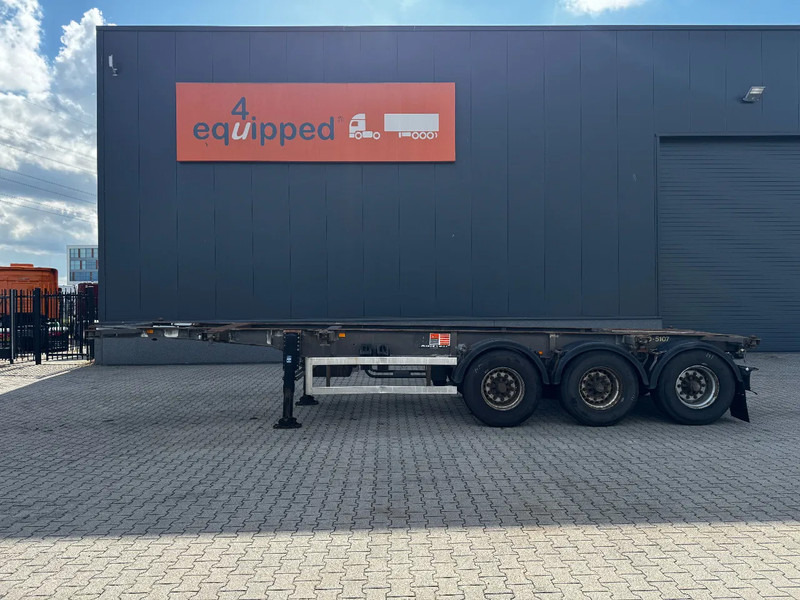 DESOT 20FT/30FT ADR-Chassis, Liftachse, Heckbundig, 2x vorhanden - Konteinerveduk/ Tõstukiga poolhaagis: pilt 2 DESOT 20FT/30FT ADR-Chassis, Liftachse, Heckbundig, 2x vorhanden - Konteinerveduk/ Tõstukiga poolhaagis: pilt 2