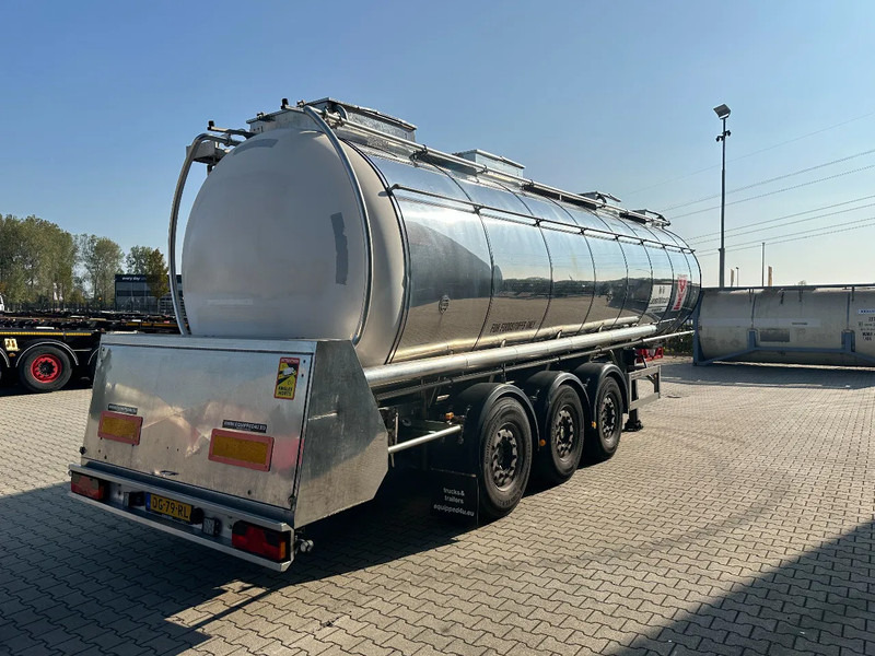 Feldbinder FOOD / LEVENSMIDDELEN / LEBENSMITTEL / 33.500L / 3-COMP / PUMP / NL-trailer / APK: 05-2026 - Tsistern poolhaagis: pilt 3 Feldbinder FOOD / LEVENSMIDDELEN / LEBENSMITTEL / 33.500L / 3-COMP / PUMP / NL-trailer / APK: 05-2026 - Tsistern poolhaagis: pilt 3