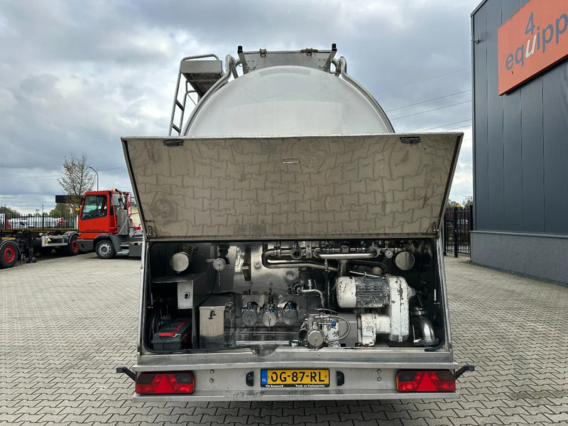 Feldbinder FOOD / LEVENSMIDDELEN / LEBENSMITTEL / 33.500L / 3-COMP / PUMP / NL-trailer / APK: 10-2026 - Tsistern poolhaagis: pilt 5 Feldbinder FOOD / LEVENSMIDDELEN / LEBENSMITTEL / 33.500L / 3-COMP / PUMP / NL-trailer / APK: 10-2026 - Tsistern poolhaagis: pilt 5