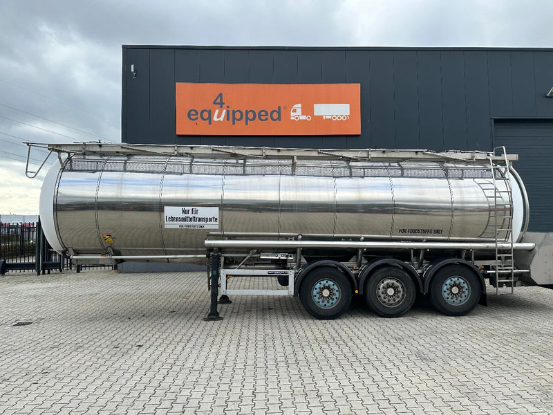 Feldbinder FOOD / LEVENSMIDDELEN / LEBENSMITTEL / 33.500L / 3-COMP / PUMP / NL-trailer / APK: 10-2026 - Tsistern poolhaagis: pilt 2 Feldbinder FOOD / LEVENSMIDDELEN / LEBENSMITTEL / 33.500L / 3-COMP / PUMP / NL-trailer / APK: 10-2026 - Tsistern poolhaagis: pilt 2