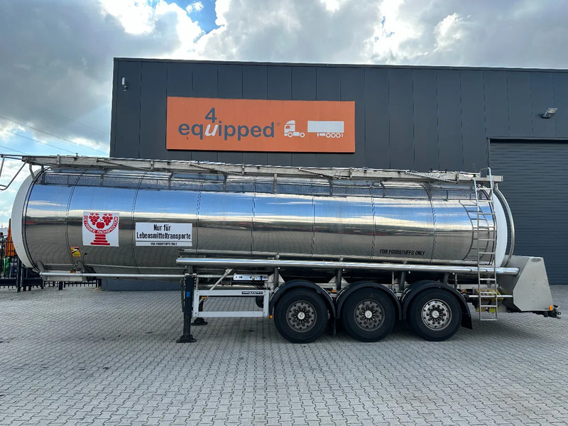 Feldbinder LEVENSMIDDELEN / FOOD / LEBENSMITTEL / 33.500L / 3-COMP / POMP / NL-trailer / APK: 03-2026 - Tsistern poolhaagis: pilt 2 Feldbinder LEVENSMIDDELEN / FOOD / LEBENSMITTEL / 33.500L / 3-COMP / POMP / NL-trailer / APK: 03-2026 - Tsistern poolhaagis: pilt 2