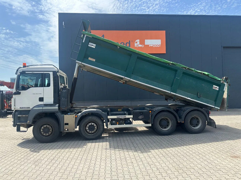 MAN TGS 35.440 AJK HARDOX KIPPER (16.5m3), 8x4, MANUAL, EURO-5, TWIN-STEER, BIG AXLES - Kallurauto: pilt 3 MAN TGS 35.440 AJK HARDOX KIPPER (16.5m3), 8x4, MANUAL, EURO-5, TWIN-STEER, BIG AXLES - Kallurauto: pilt 3