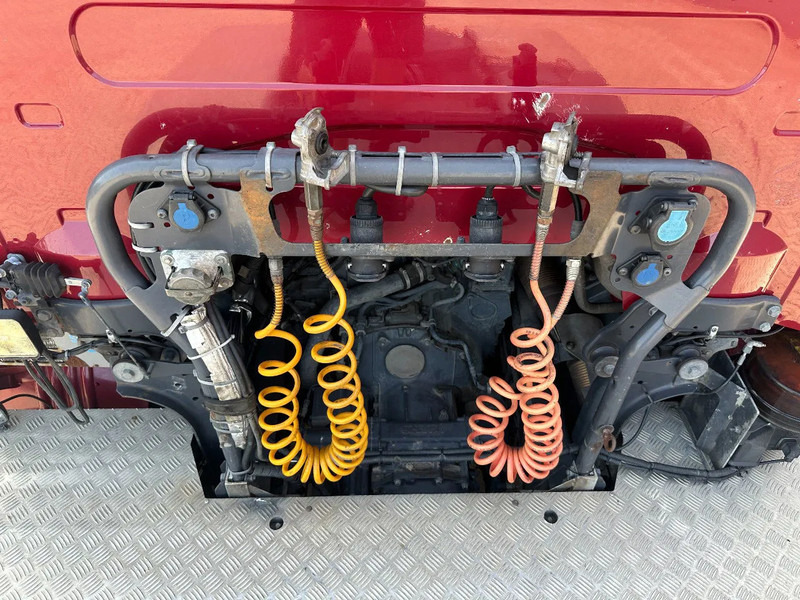 Sadulveok Scania R490 6x4, RETARDER, EURO-6, NIGHT-AIRCO, 1st axle: 9.000kg, NL-truck, APK: 12/2025: pilt 12 Sadulveok Scania R490 6x4, RETARDER, EURO-6, NIGHT-AIRCO, 1st axle: 9.000kg, NL-truck, APK: 12/2025: pilt 12